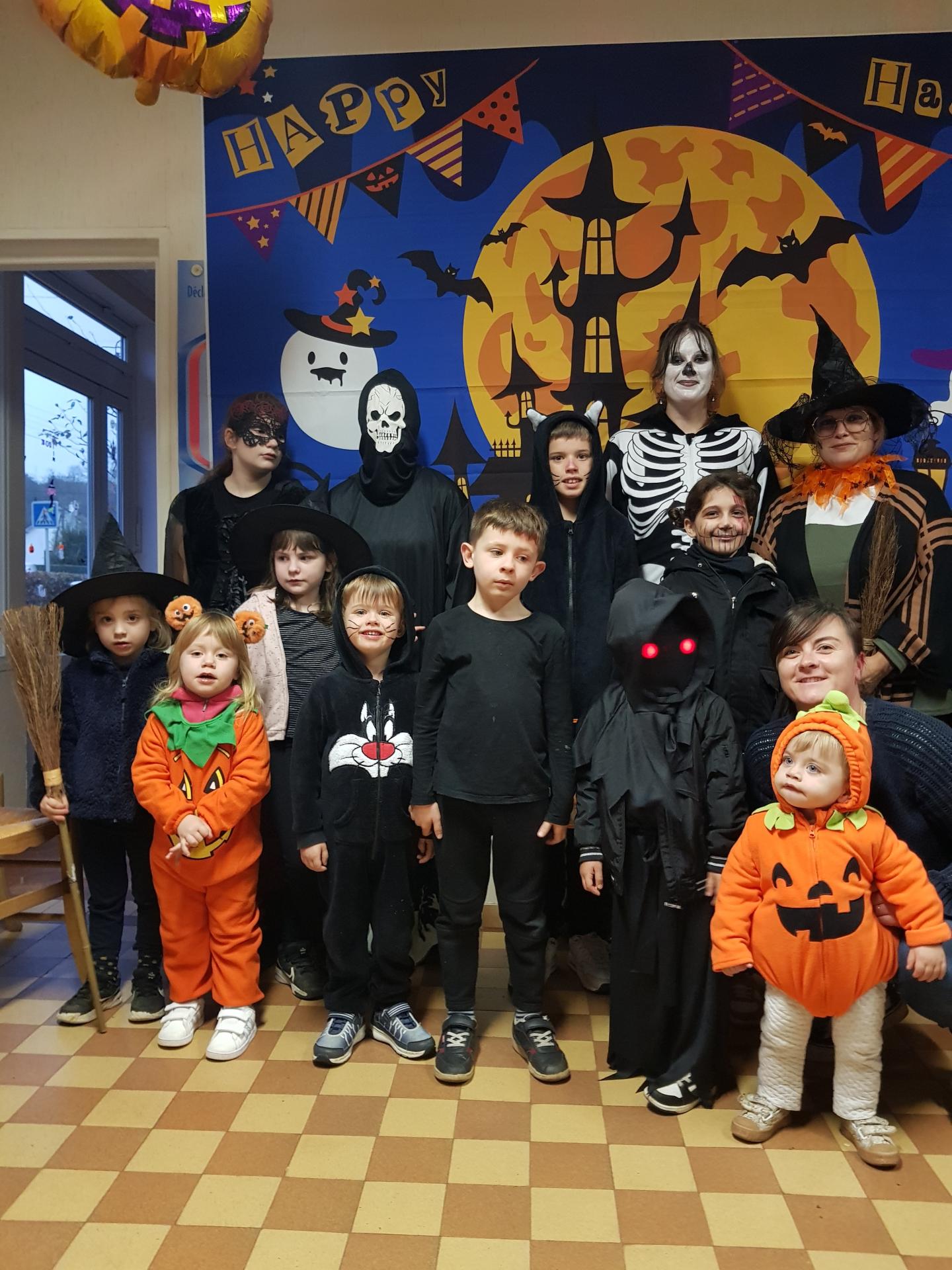 Photo de groupe d'halloween.