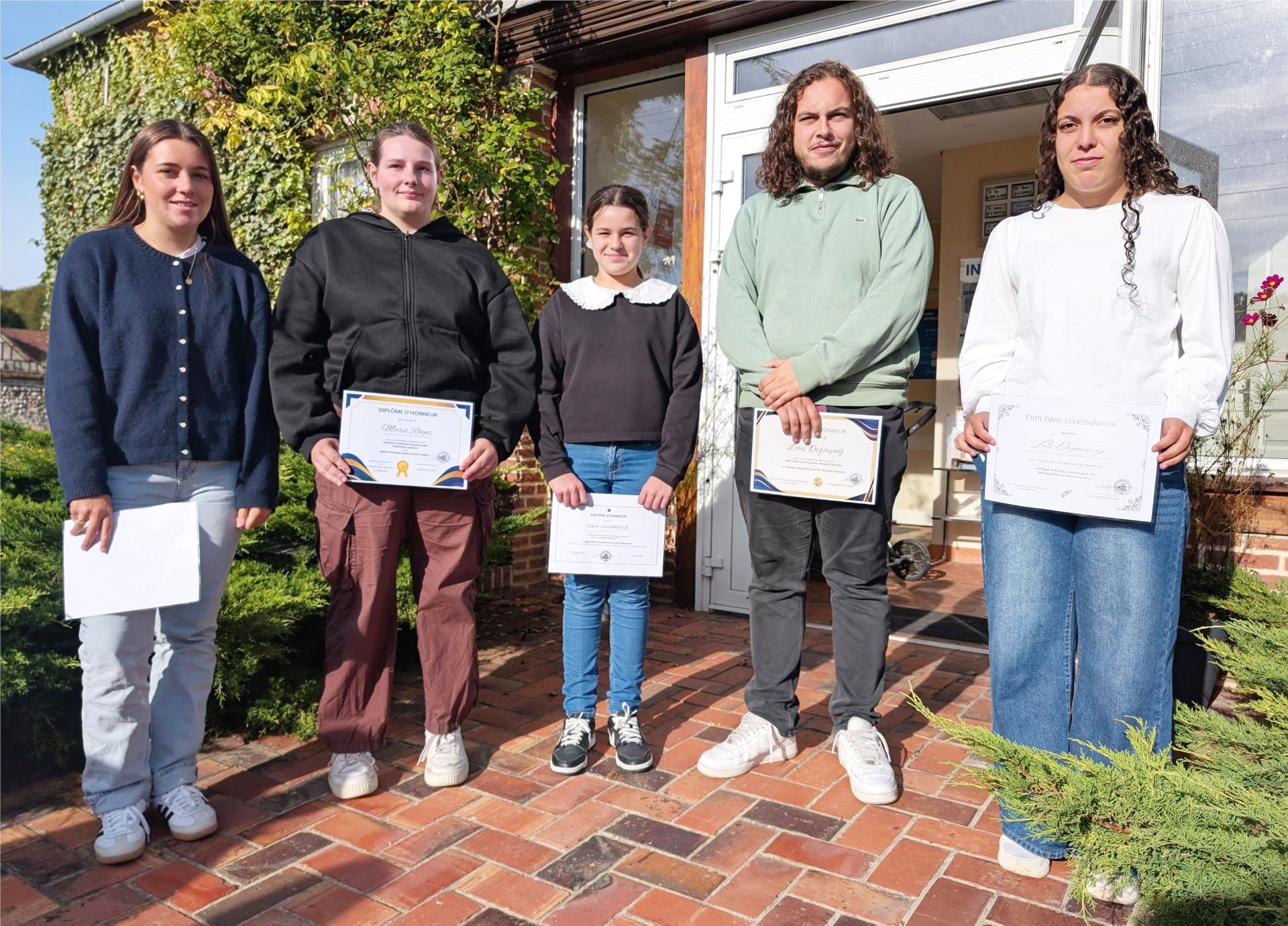 Photo de groupe valorisation diplôme